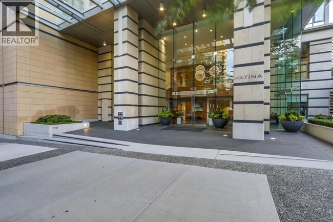 Photo du bâtiment - 1028 Barclay St