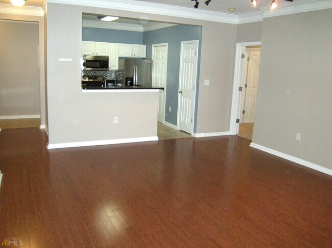Foto del edificio - 5106 Westchester Ridge NE