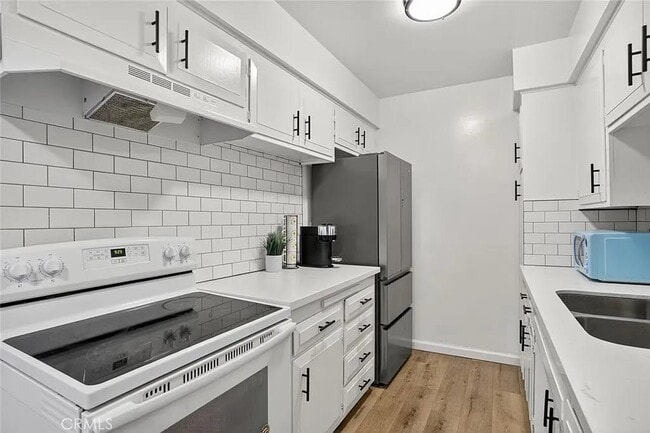 Foto del edificio - 901 Linden Ave