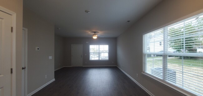 Building Photo - 409 Carol Dr