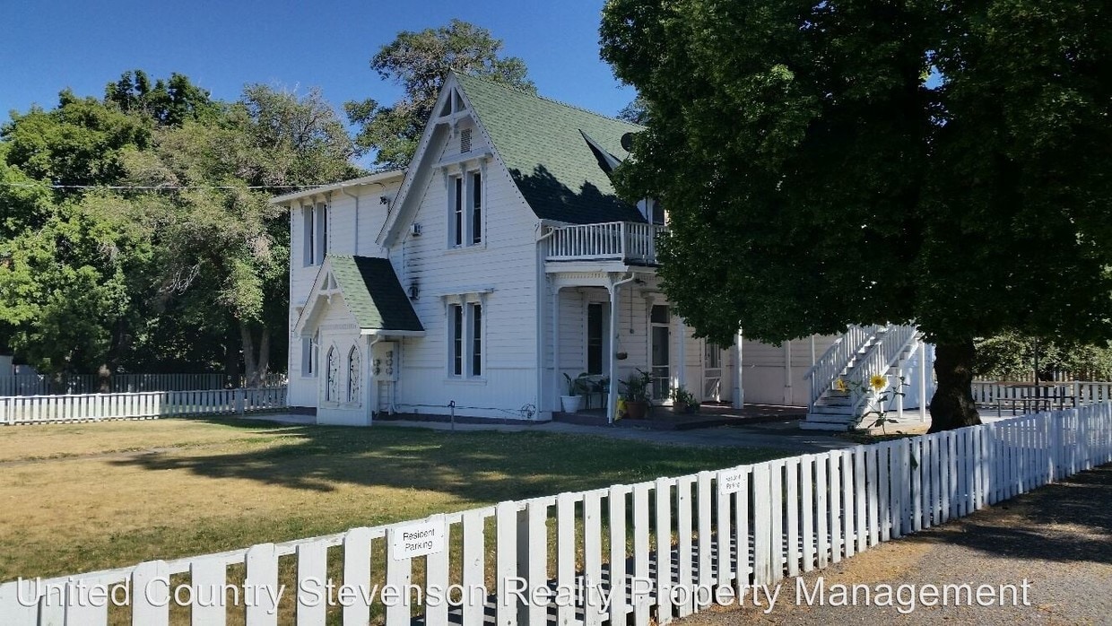 155 Townsend Unit 4, Bassett, VA 24055 Condo for Rent in Bassett, VA