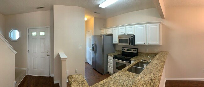 Kitchen - 1345 Anthem Court