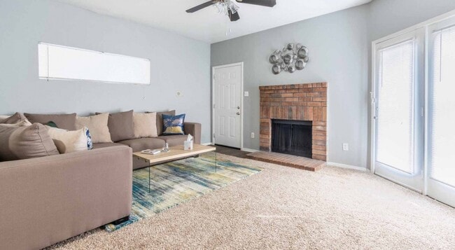 Building Photo - 1249 Enclave Cir