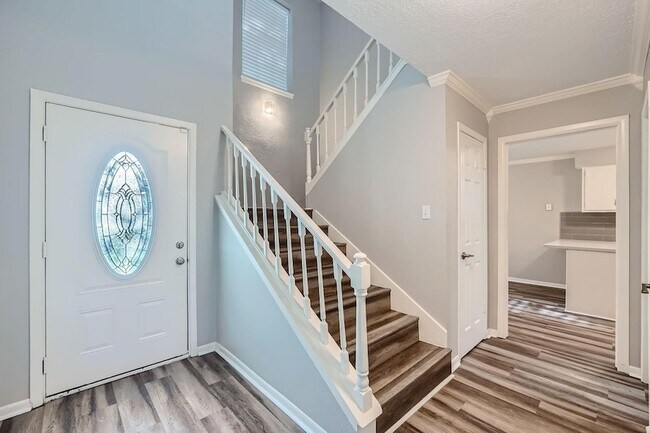 Building Photo - 401 Summer Pl Ct