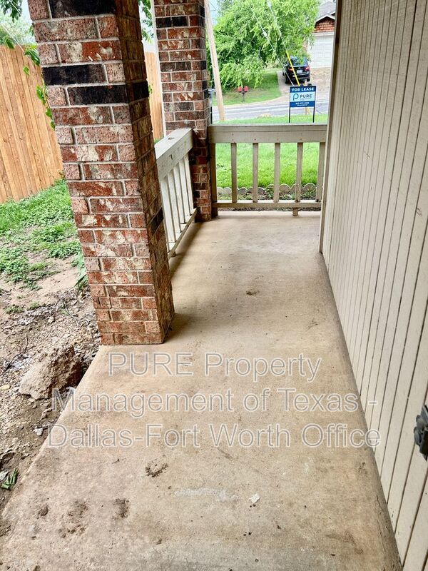 Foto del edificio - 6258 Canyon Cir