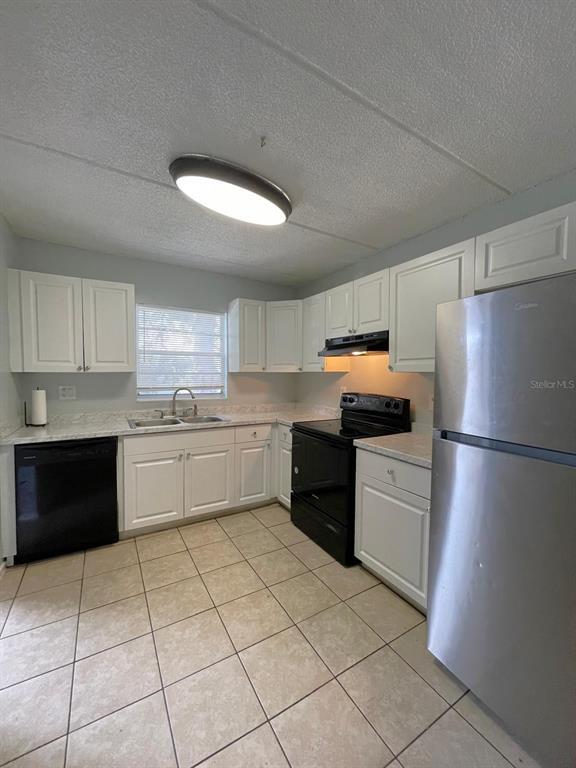 Foto del edificio - 2835 Somerset Park Dr