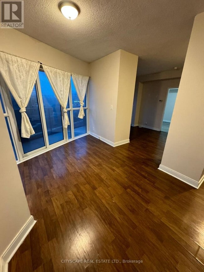 Building Photo - 60 Absolute Ave