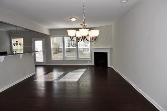 Foto del edificio - 1223 Foxcroft Ln