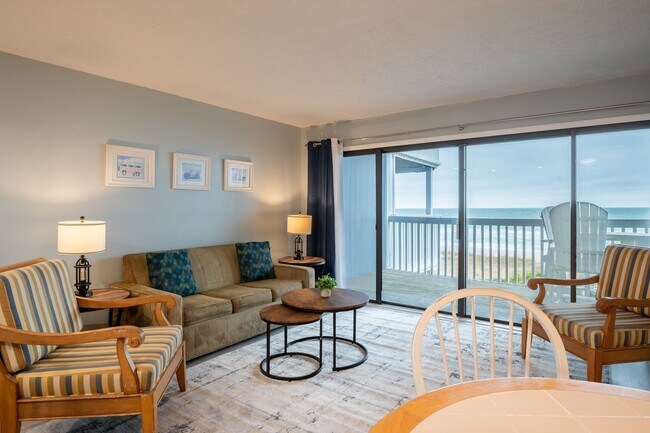 Foto del edificio - PERFECT "WORK FROM HOME" LOCATION