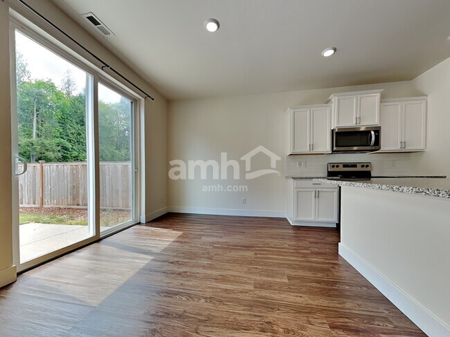 Foto del edificio - 1427 92nd Way SE