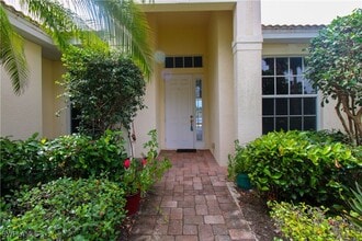 Building Photo - 3927 Aurora Ct
