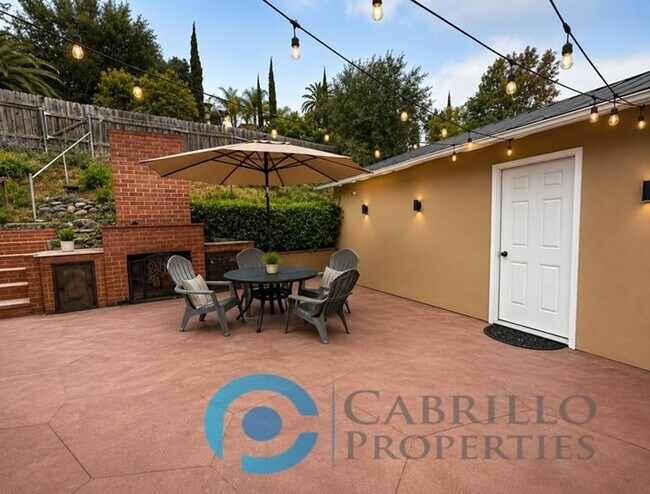 Foto del edificio - Your dream home awaits! - Stunning & Spacious 3bd/2ba Mt. Helix Home