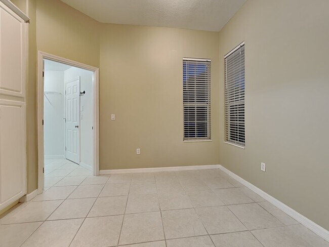 Building Photo - 3408 Woodland Fern Dr