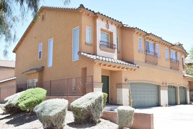 Foto del edificio - HENDERSON UPGRADED 4 BEDROOM HOME