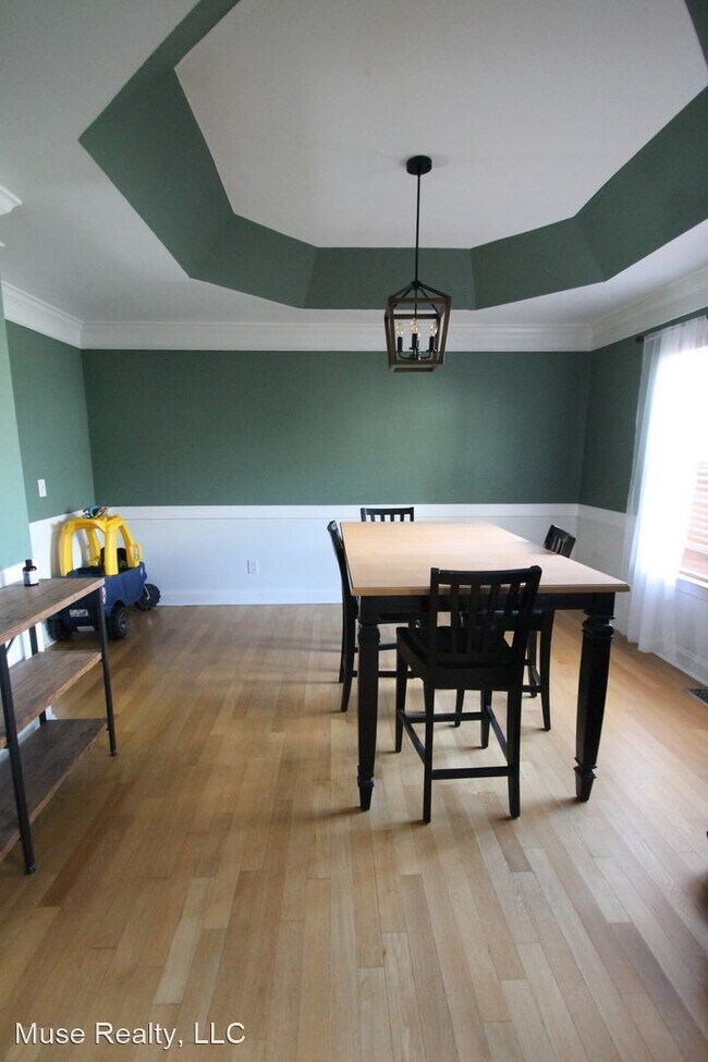 Building Photo - 4 br, 3.5 bath House - 4525 Chestwood Court