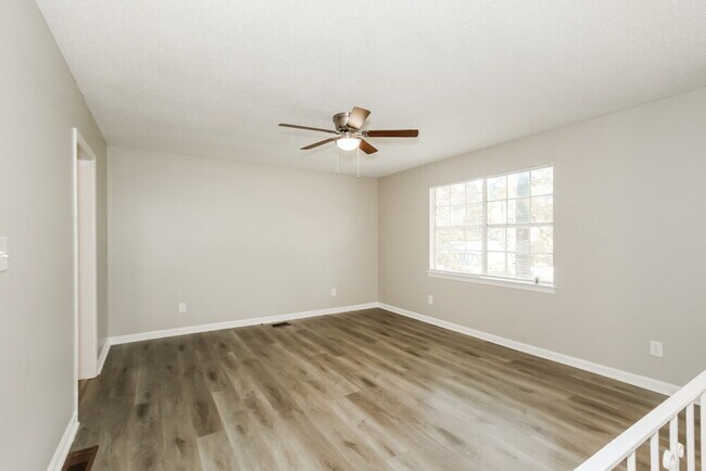 Foto del edificio - 129 Hickory St