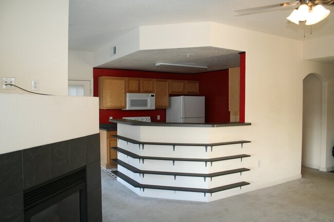Building Photo - 7440 S Blackhawk St