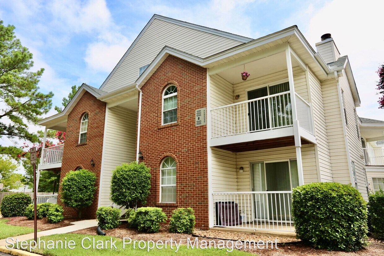 Primary Photo - 1 br, 1.5 bath House - 1591 Penrose Arch