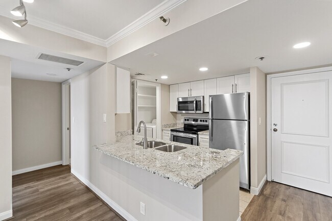 Foto del edificio - 3525 Sage Rd