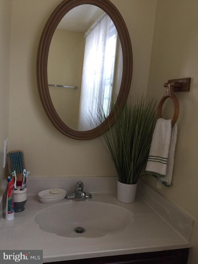 Foto del edificio - 7647 Fallswood Way