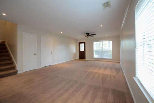 Foto del edificio - 2519 Spring Lily Ct