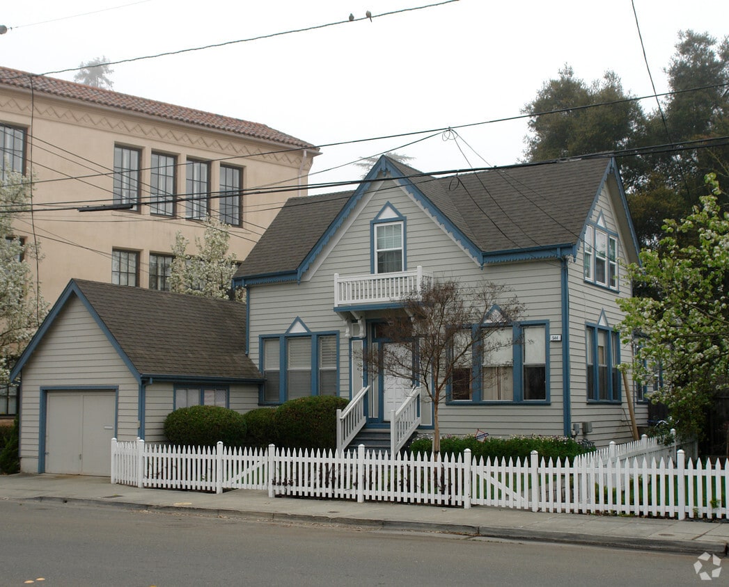 Primary Photo - 544-546 A St