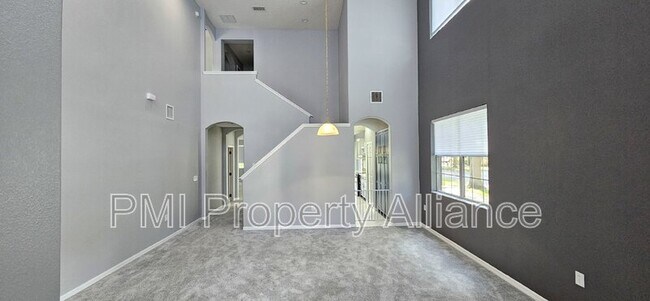 Foto del edificio - 10012 Cobalt Bay Rd
