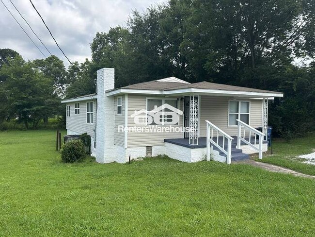 Building Photo - Charming 3 bedroom 1 bath home