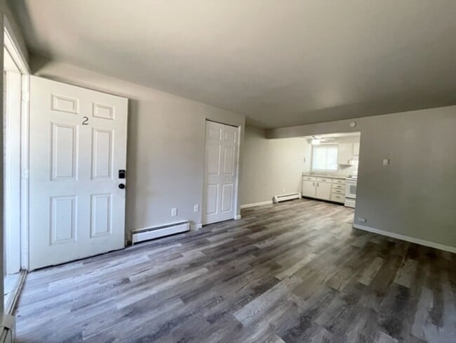 Foto del edificio - 4413 Forrest Hill Rd