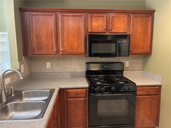 Foto del edificio - 2610 Gatewater Ct