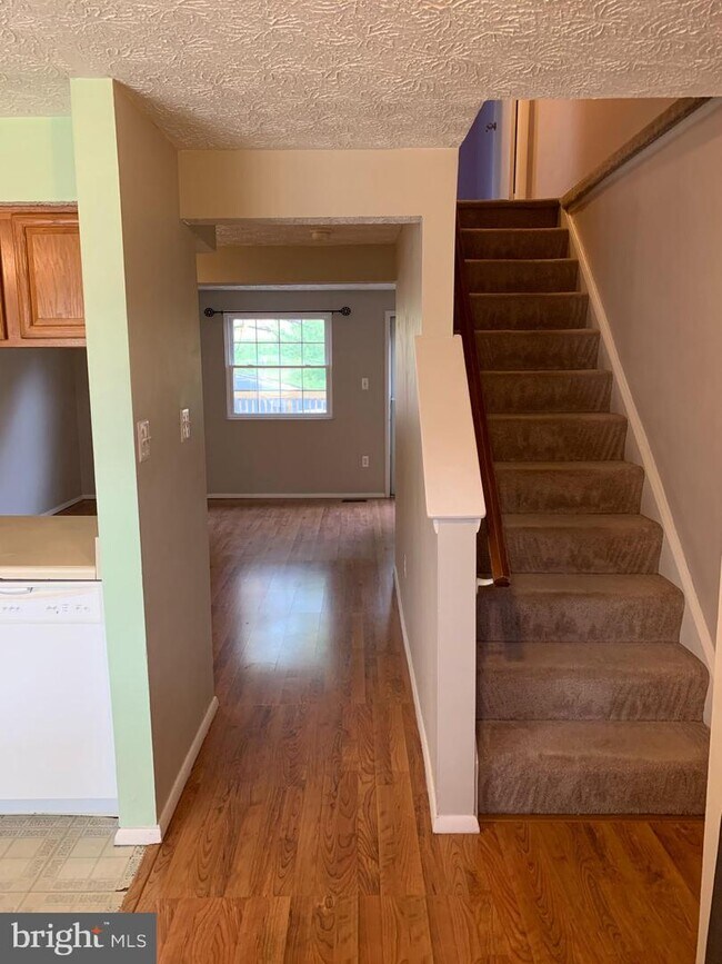 6003 Rowanberry Dr Unit 11E, Elkridge, MD 21075 Condo for Rent in Elkridge, MD