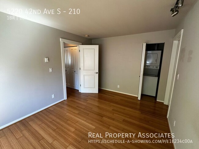Foto del edificio - 5220 42nd Ave S
