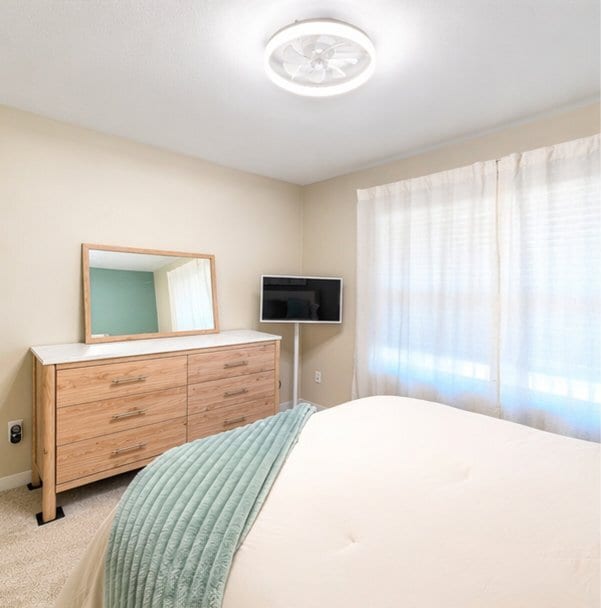 Foto del edificio - 630 Hamlin Pl