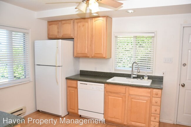 Building Photo - 3 br, 2 bath House - 2914 S 7th St