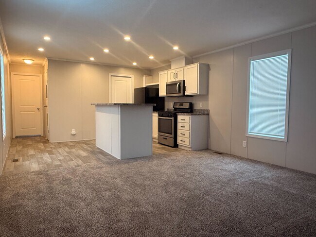 Foto del edificio - 38039 St Tropez Dr