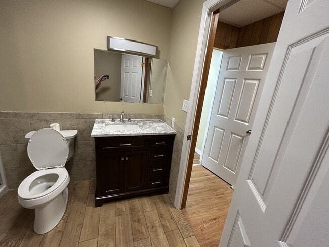 Building Photo - 580 Highland Ave NW