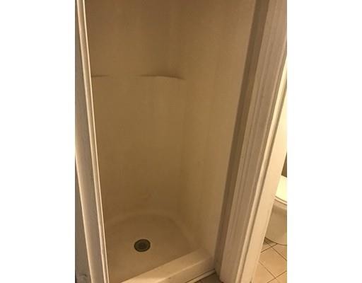 40 Cottage St Unit 5 Franklin Ma 02038 Condo For Rent In