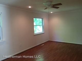 Foto del edificio - 28 Wayside Ct