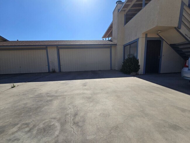 Foto del edificio - Place 920 W Alene Ave