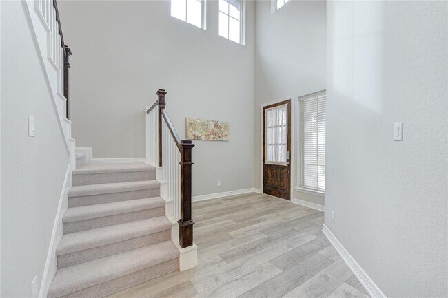 Building Photo - 6663 Jasper Valley Cir