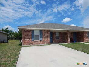 Building Photo - 1807 Windward Dr