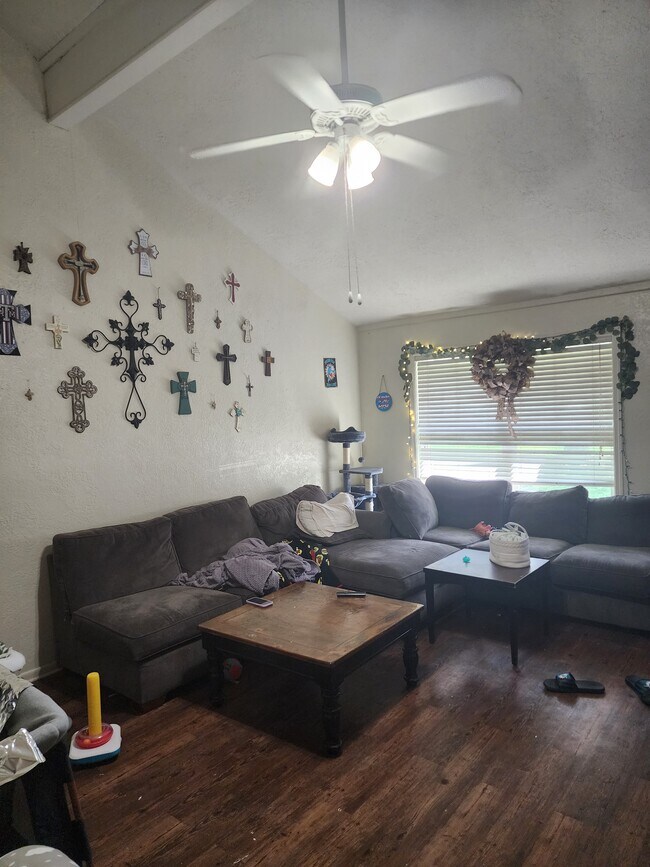 Building Photo - 3207 Heatherwood Dr