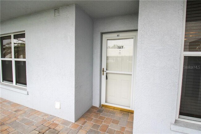 Building Photo - 3790 Pinebrook Cir