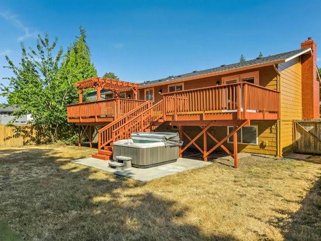 Building Photo - 12919 SE 185th St