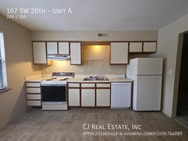 Building Photo - 107 SW 20th-Unit A