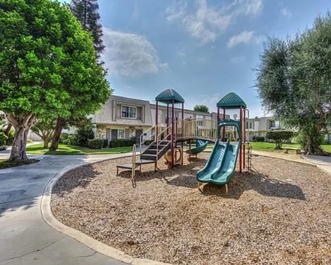 Foto del edificio - Paradise Manor Condo for lease