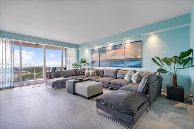 Building Photo - 3100 N Ocean Blvd