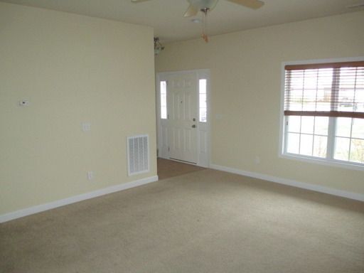 Building Photo - 247 Silver Hills Dr