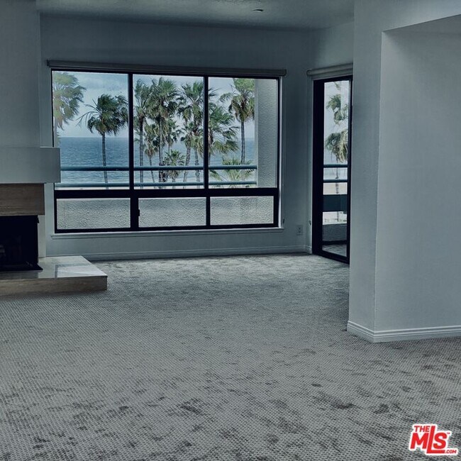 Building Photo - 110 Ocean Park Blvd