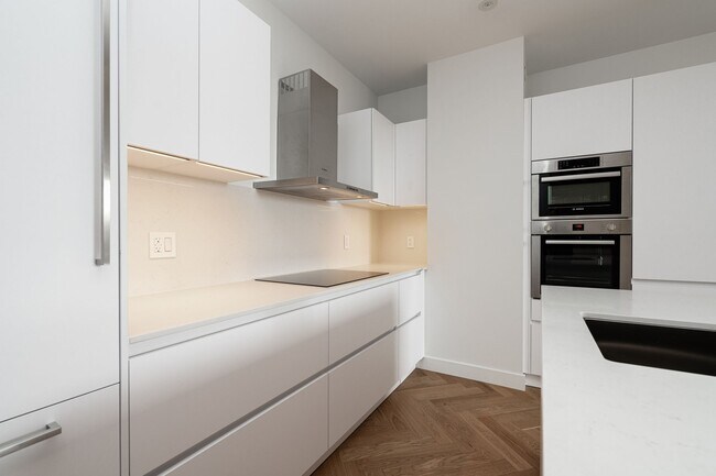 Photo du bâtiment - 150 Fermanagh Ave